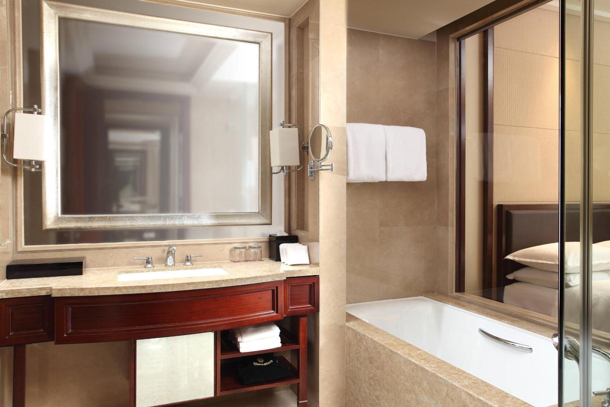 Sheraton Jiangyin Hotel Exterior photo